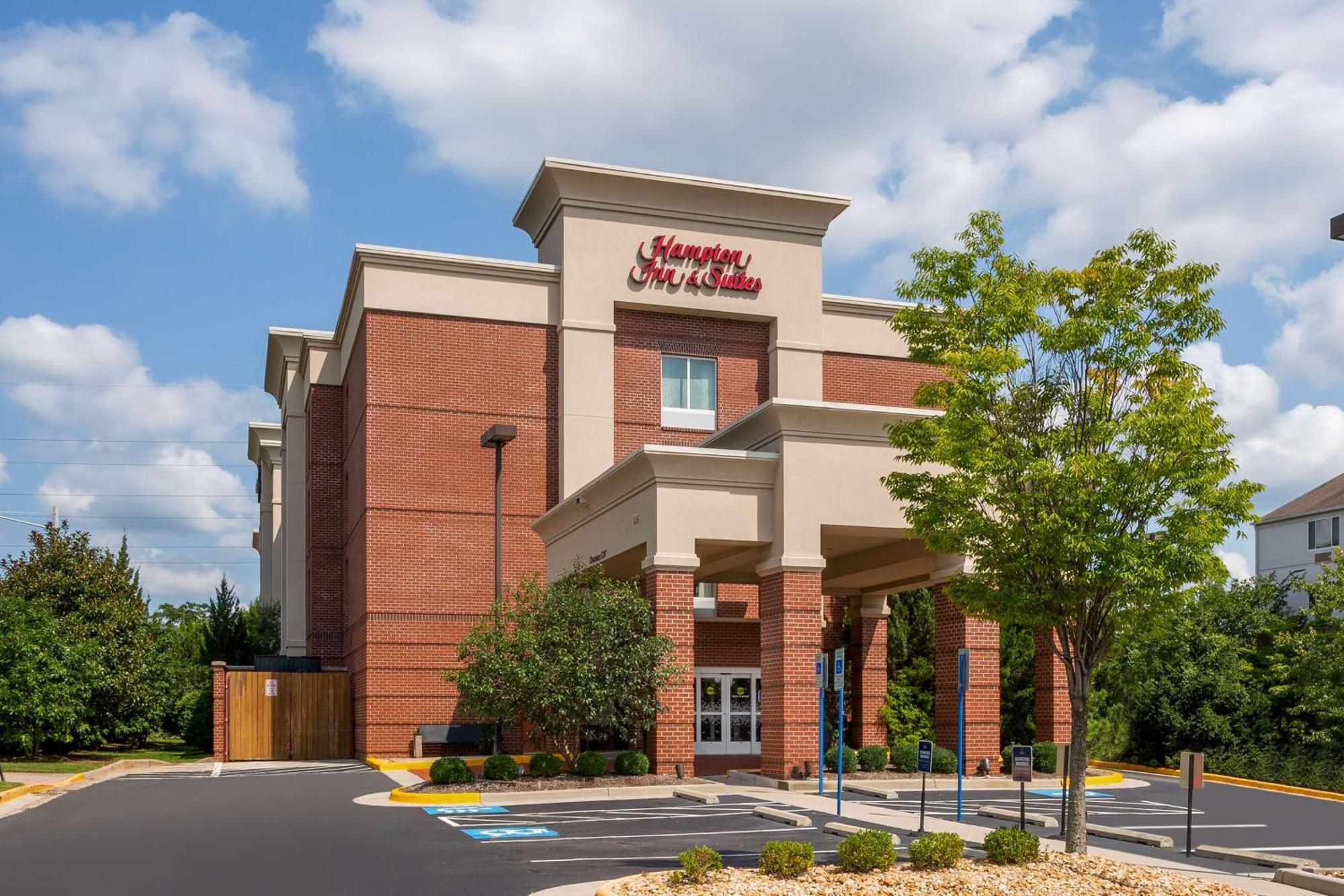Hampton Inn & Suites Herndon-Reston Exterior foto