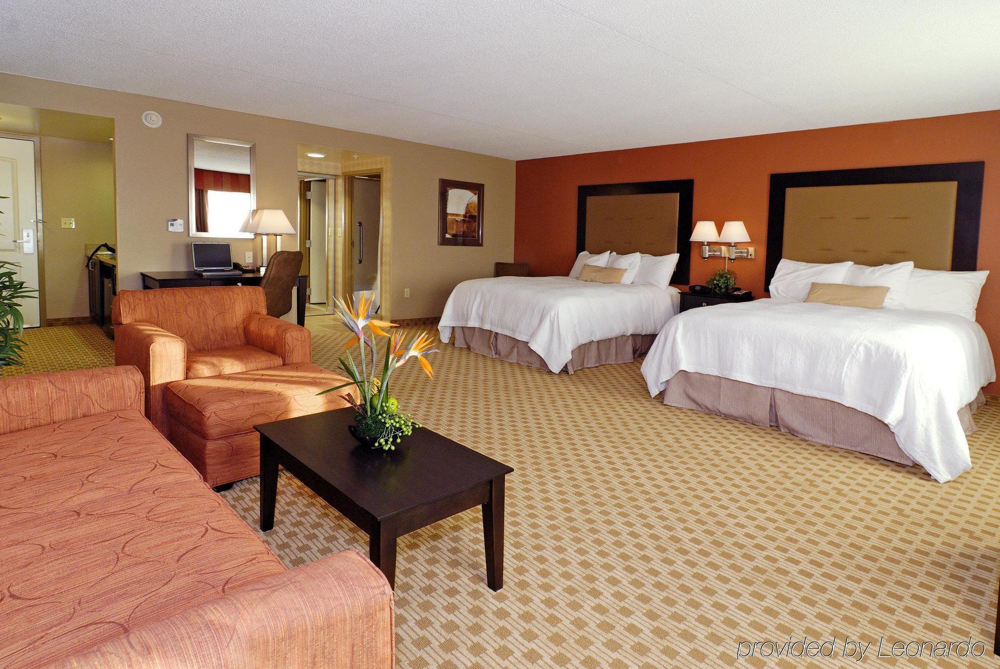 Hampton Inn & Suites Herndon-Reston Exterior foto